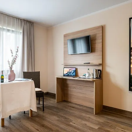 1bitcoinhotel Princess Self Check-in 3* Plochingen