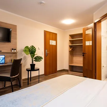 Princess No3 Self Check-in Bei Stuttgart Plochingen