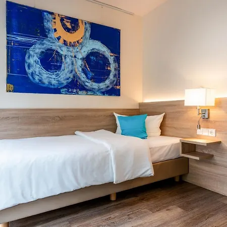 Hotell Princess No3 Self Check-in Bei Stuttgart 3*