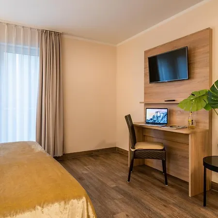 1bitcoinhotel Princess Self Check-in 3* Plochingen