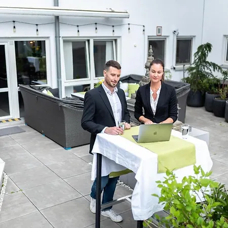 Princess No3 Self Check-in Bei Stuttgart Hotell 3*