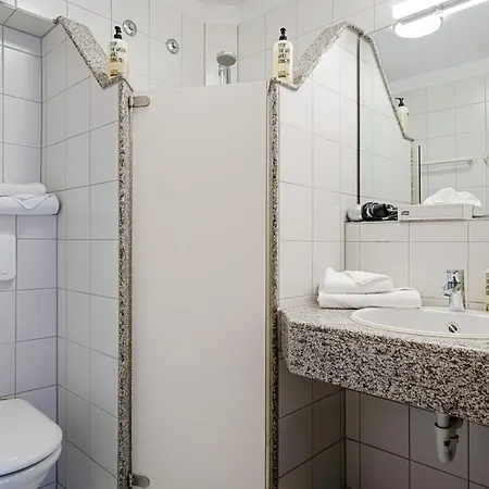 Princess No3 Self Check-in Bei Stuttgart 酒店 3*