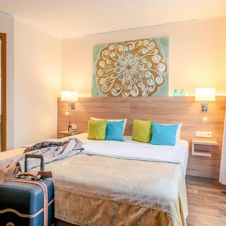1bitcoinhotel Princess Self Check-in Hotel 3*