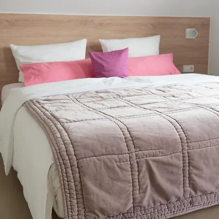 Princess No3 Self Check-in Bei Stuttgart