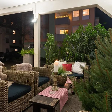 1bitcoinhotel Princess Self Check-in 3* Plochingen